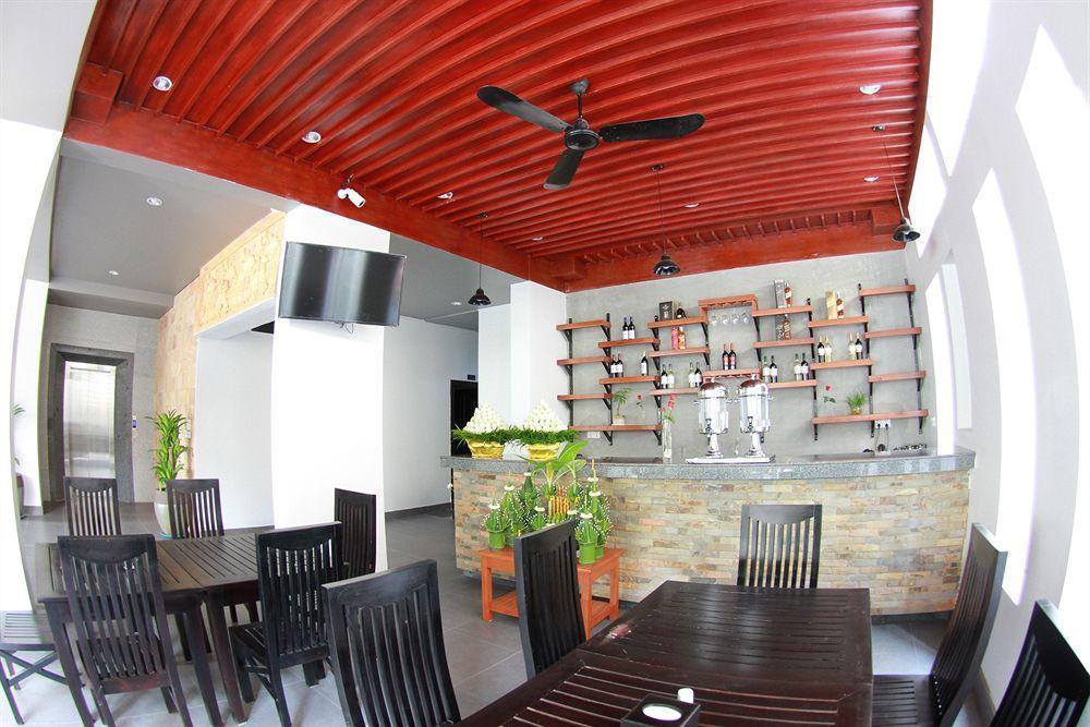 Best May Hotel Phnom Penh Exterior photo