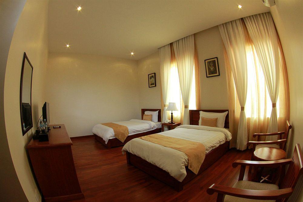 Best May Hotel Phnom Penh Exterior photo