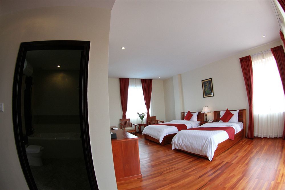 Best May Hotel Phnom Penh Exterior photo