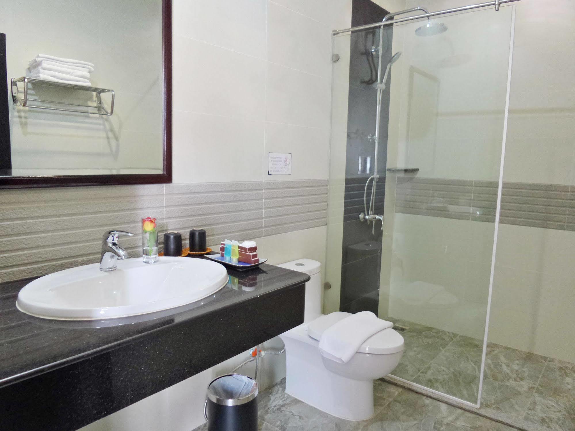 Best May Hotel Phnom Penh Exterior photo