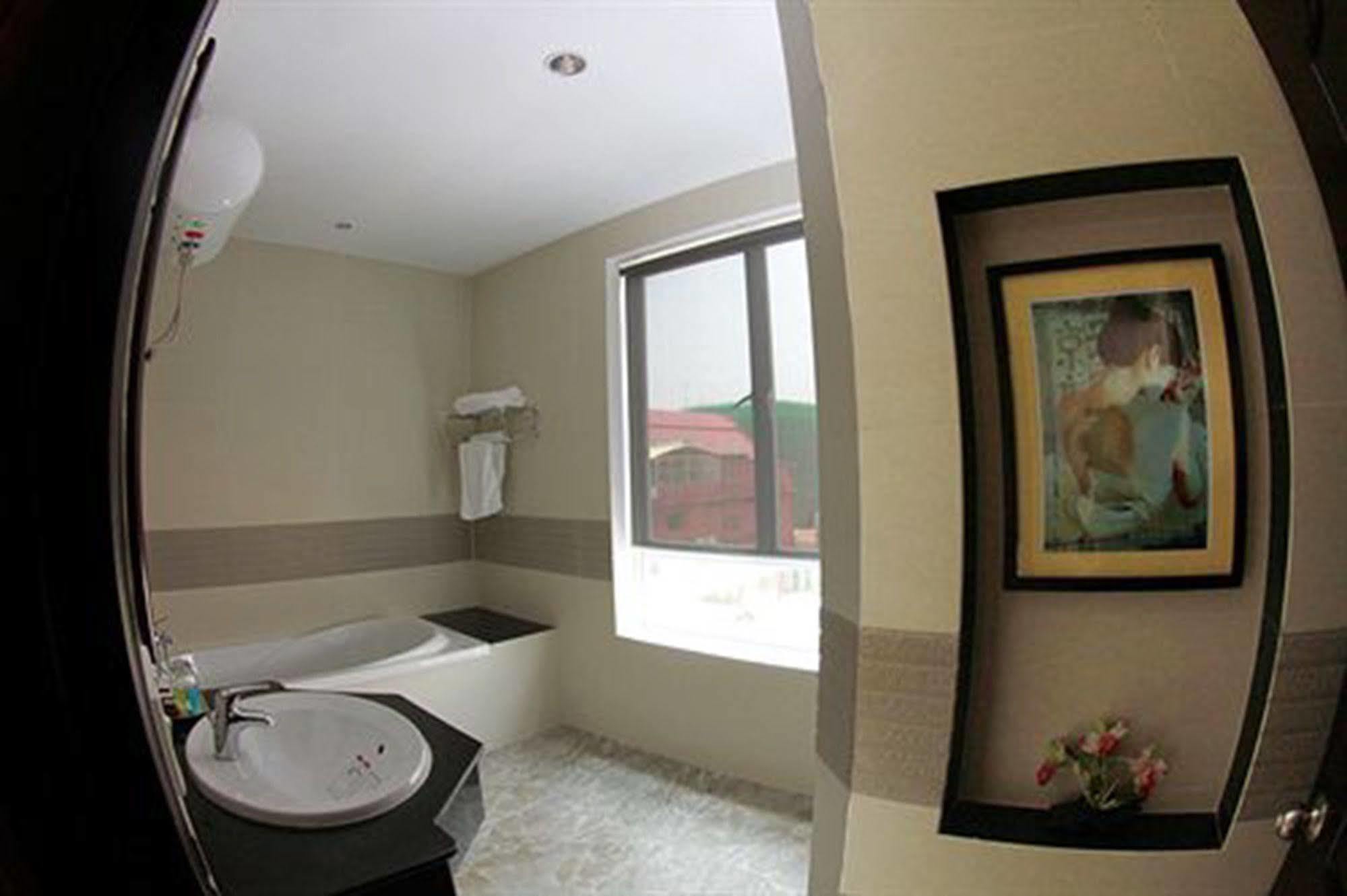 Best May Hotel Phnom Penh Exterior photo
