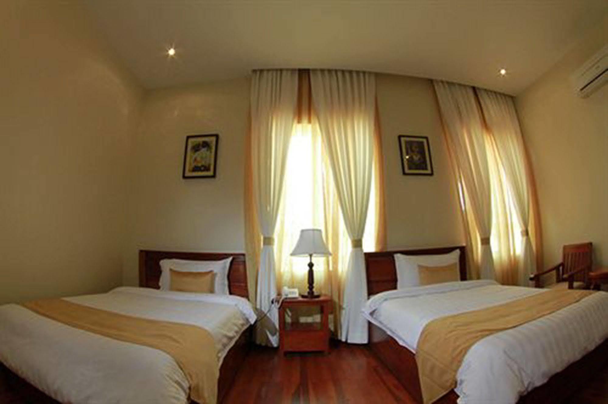 Best May Hotel Phnom Penh Exterior photo